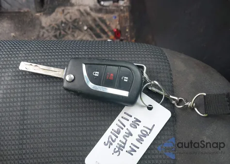 2020 Toyota Rav4 Le z USA, uszkodzony, nr VIN JTMH1RFV1LD054394